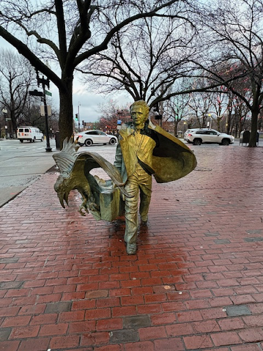 Edgar Allen Poe Statue