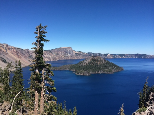 Crater Lake National Park – Oregon