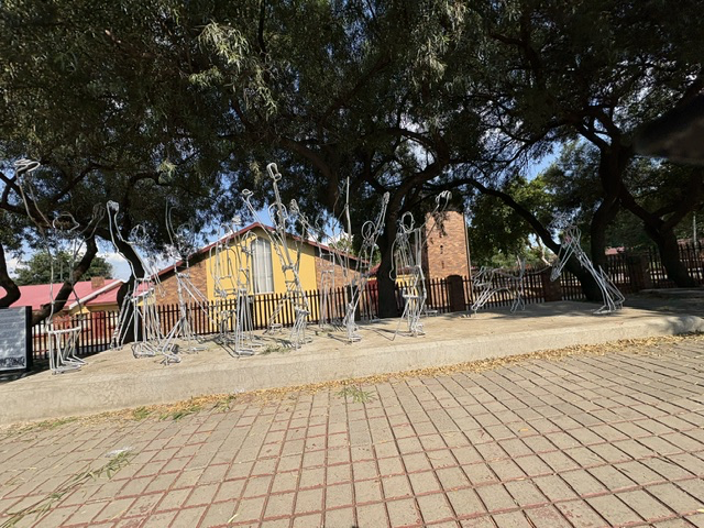 The Wire Figures of the Soweto Uprising