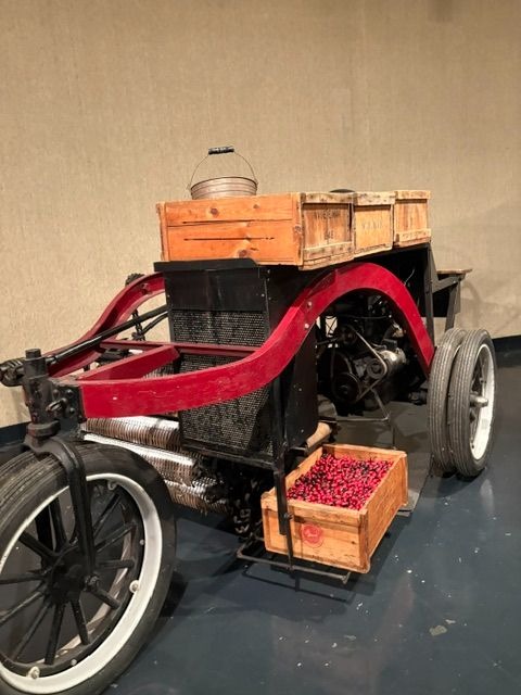 The Mathewson Cranberry Picker